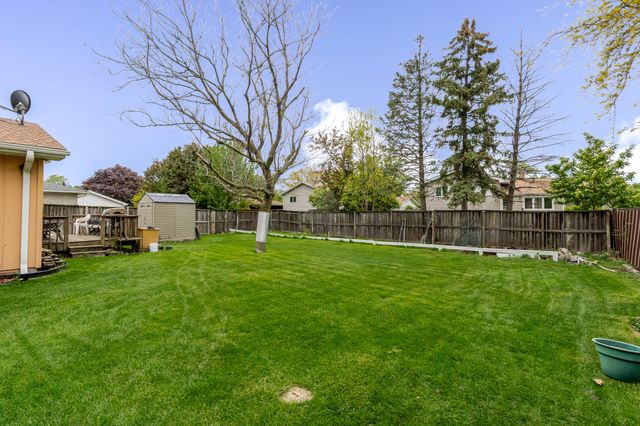 1839 Bluebird Lane, Munster, IN 46321