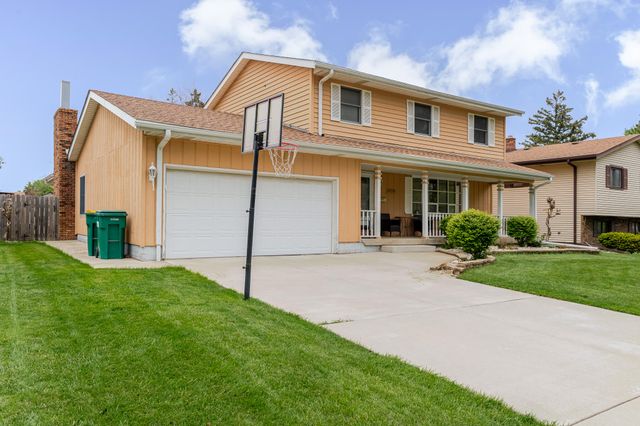 1839 Bluebird Lane, Munster, IN 46321
