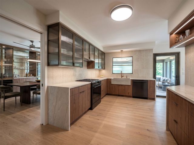 8832 Antrim Drive, Dallas, TX 75218