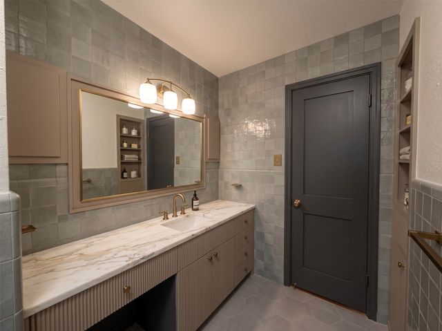 8832 Antrim Drive, Dallas, TX 75218