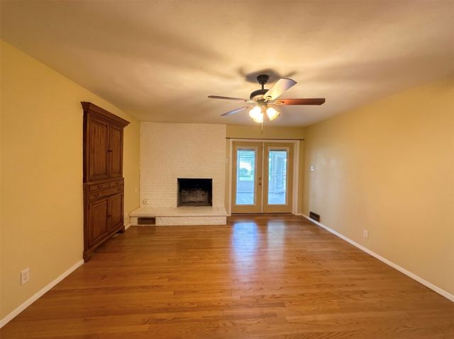 8832 Antrim Drive, Dallas, TX 75218