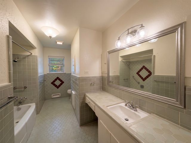 8832 Antrim Drive, Dallas, TX 75218