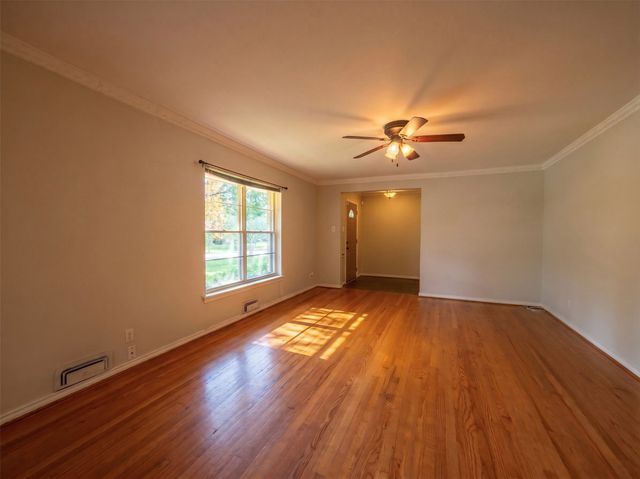 8832 Antrim Drive, Dallas, TX 75218