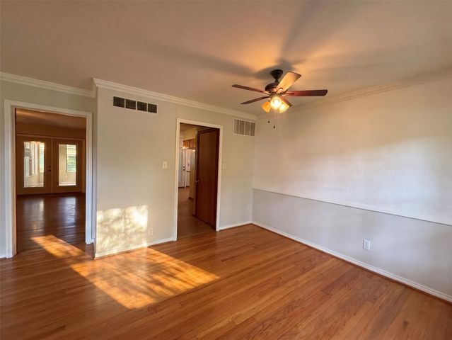 8832 Antrim Drive, Dallas, TX 75218