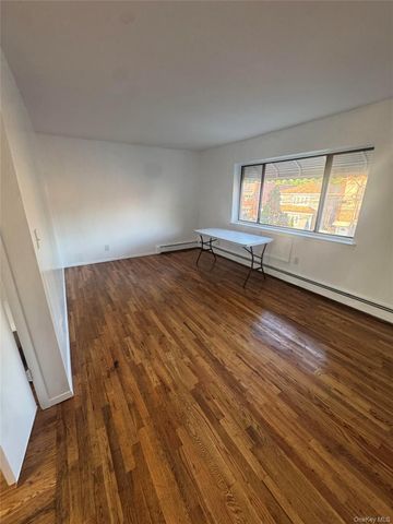 4225 Hill Avenue, Bronx, NY 10466