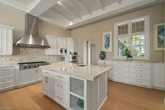 26040 Fawnwood CT, Bonita Springs, FL 34134