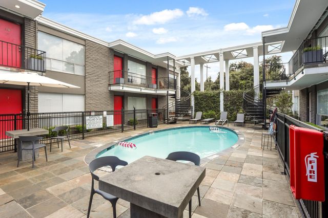 3602 Garrott Street Street 11, Houston, TX 77006