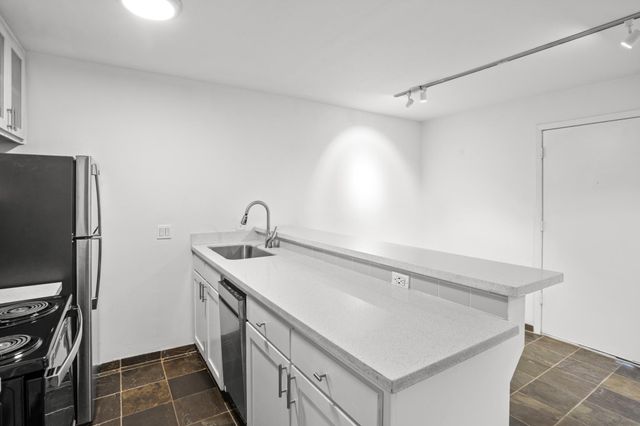 3602 Garrott Street Street 11, Houston, TX 77006