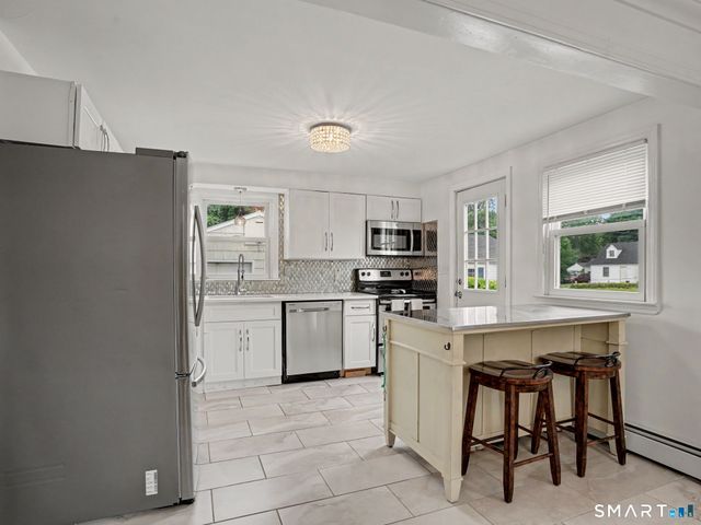439 Stillson Road, Fairfield, CT 06824