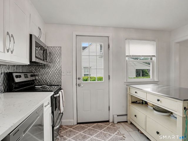 439 Stillson Road, Fairfield, CT 06824