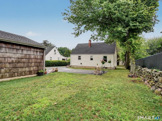 439 Stillson Road, Fairfield, CT 06824