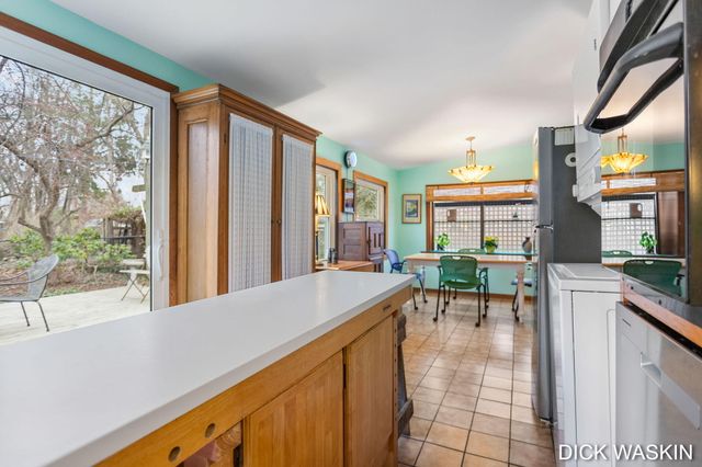 838 Mason Street, Saugatuck City, MI 49453