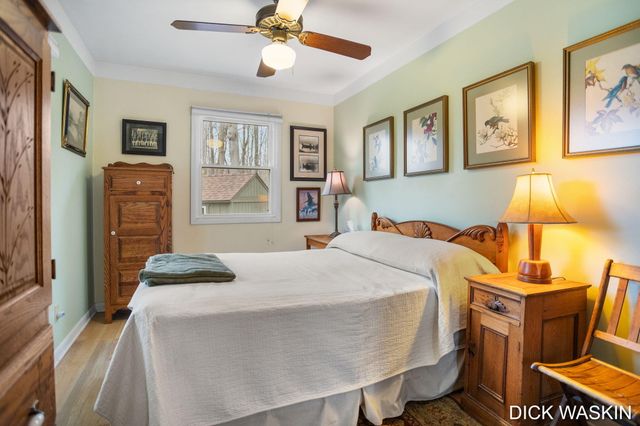 838 Mason Street, Saugatuck City, MI 49453