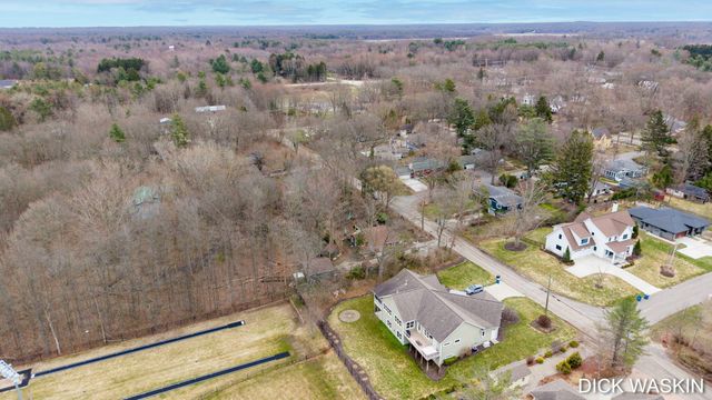 838 Mason Street, Saugatuck City, MI 49453