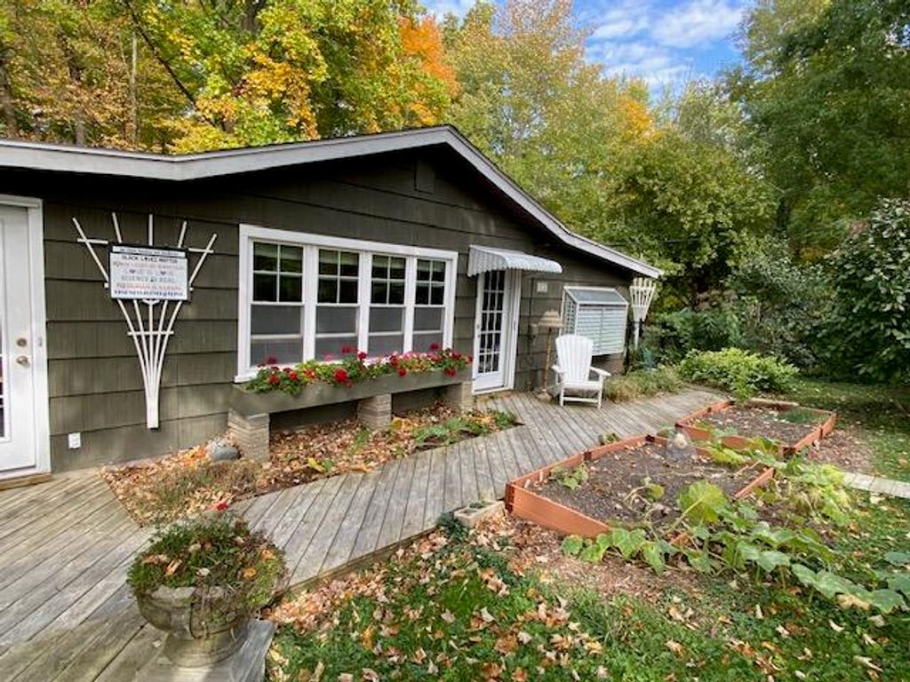 838 Mason Street, Saugatuck City, MI 49453