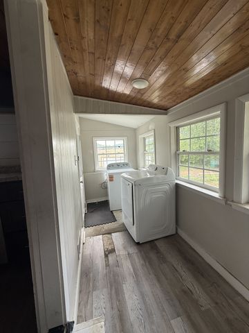 134 Cliffview Dr, Carthage, TN 37030