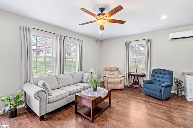 230 Horseshoe Road, Honea Path, SC 29654