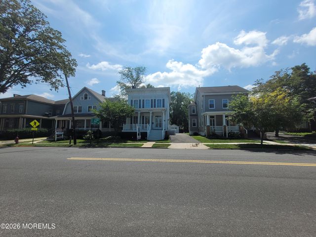 94 W Main Street, Freehold, NJ 07728