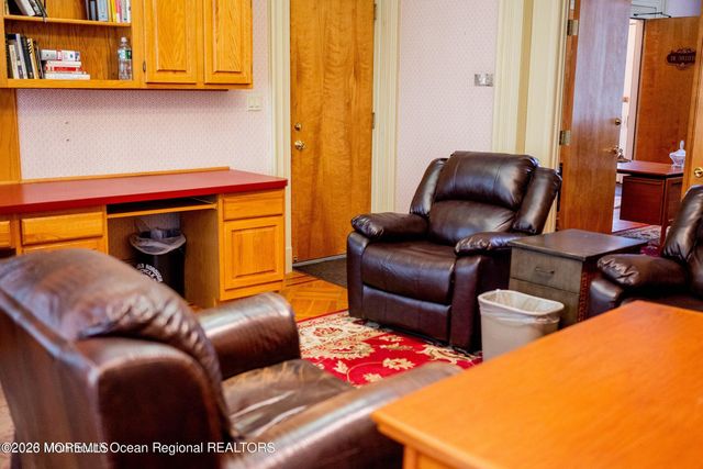 94 W Main Street, Freehold, NJ 07728