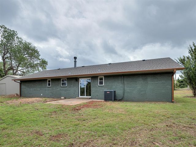 2420 County Road 1223, Blanchard, OK 73010