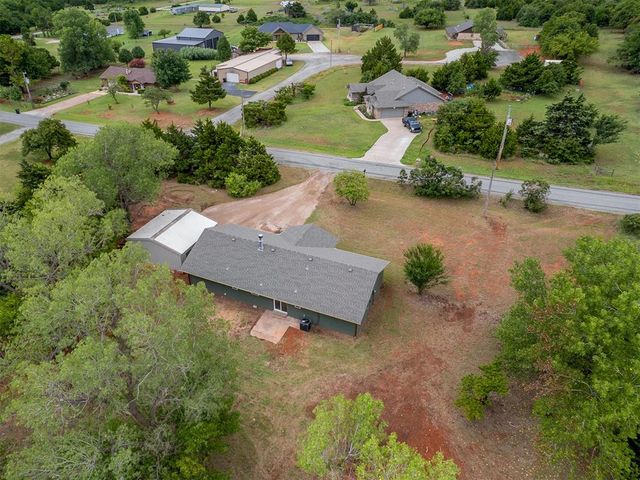 2420 County Road 1223, Blanchard, OK 73010