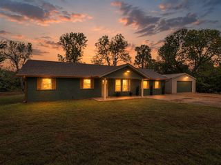 2420 County Road 1223, Blanchard, OK 73010