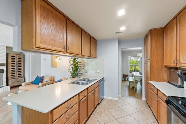 76 Wingo Street, Tequesta, FL 33469