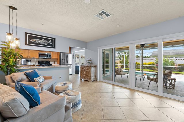 76 Wingo Street, Tequesta, FL 33469