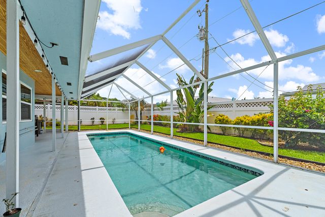 76 Wingo Street, Tequesta, FL 33469