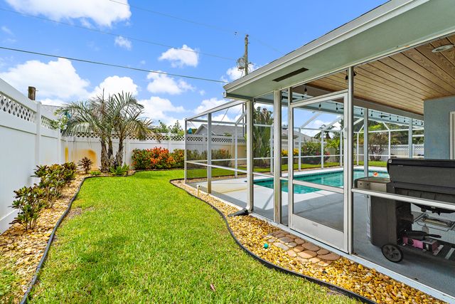 76 Wingo Street, Tequesta, FL 33469
