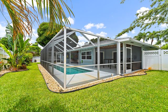 76 Wingo Street, Tequesta, FL 33469