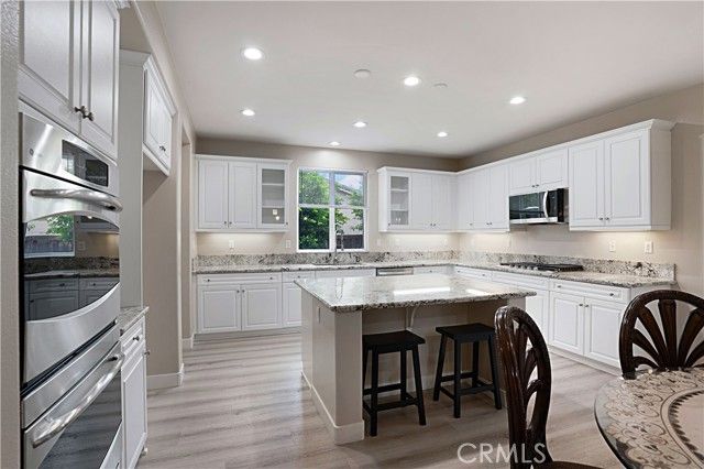 30177 BEESWING Circle, Menifee, CA 92584