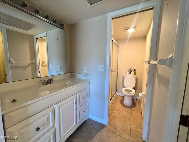 3911 Country Club BLVD 201, Cape Coral, FL 33904