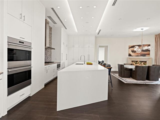 3376 Peachtree NE Road 35B, Atlanta, GA 30326