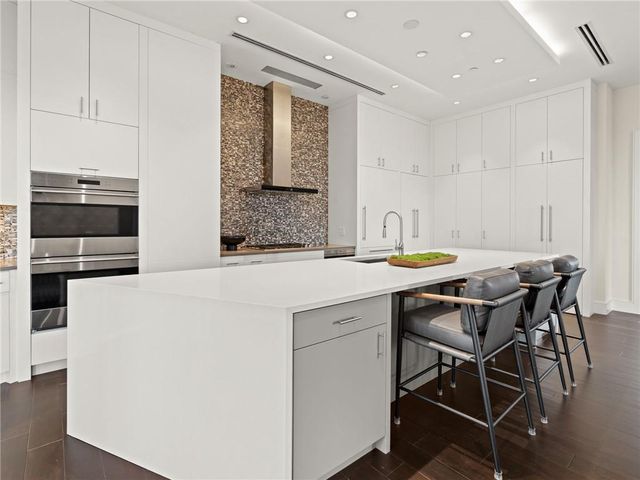 3376 Peachtree NE Road 35B, Atlanta, GA 30326