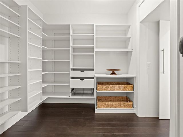 3376 Peachtree NE Road 35B, Atlanta, GA 30326