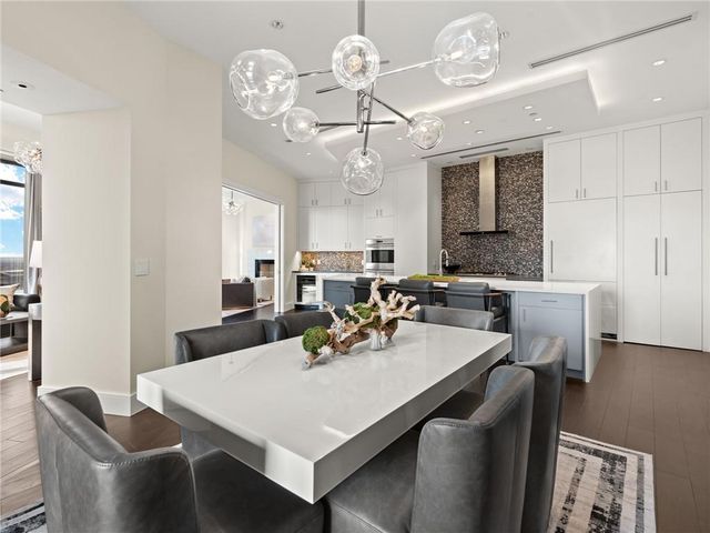 3376 Peachtree NE Road 35B, Atlanta, GA 30326