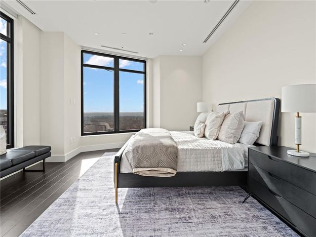 3376 Peachtree NE Road 35B, Atlanta, GA 30326