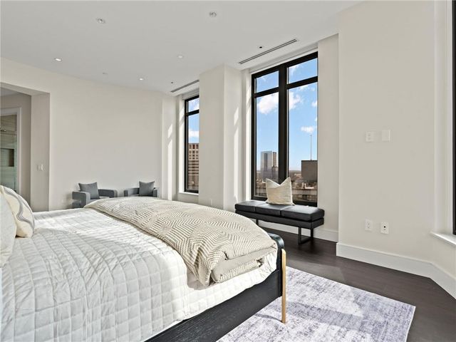 3376 Peachtree NE Road 35B, Atlanta, GA 30326