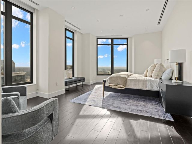 3376 Peachtree NE Road 35B, Atlanta, GA 30326