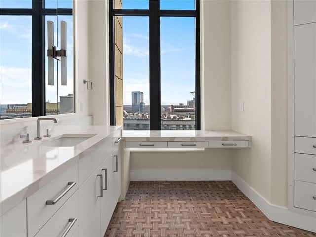 3376 Peachtree NE Road 35B, Atlanta, GA 30326