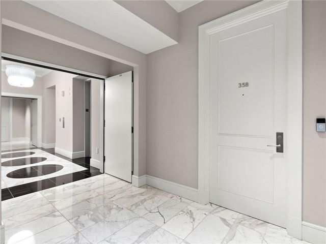 3376 Peachtree NE Road 35B, Atlanta, GA 30326