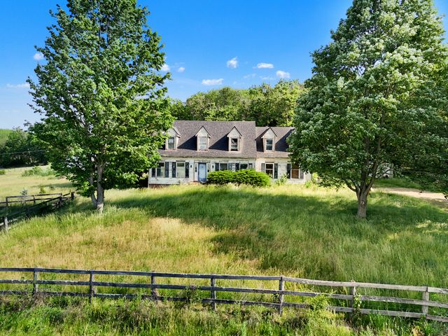 512 College Road, Paris, KY 40361