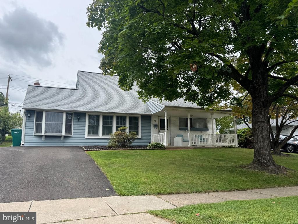 98 TWIN OAK DR, Levittown, PA 19056 — exterior