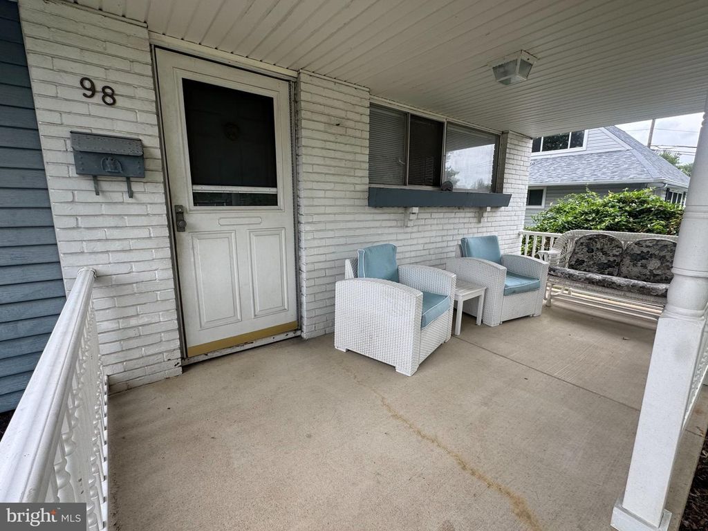 98 TWIN OAK DR, Levittown, PA 19056 — photo 3