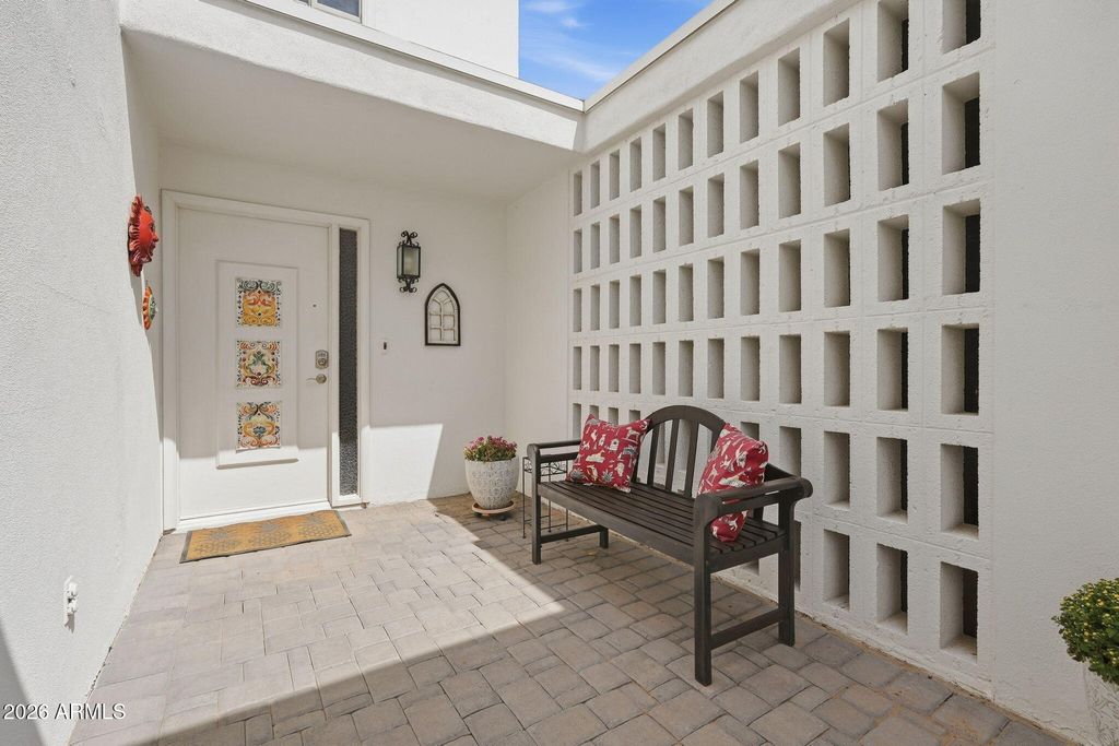 6254 E CATALINA Drive, Scottsdale, AZ 85251 — photo 4