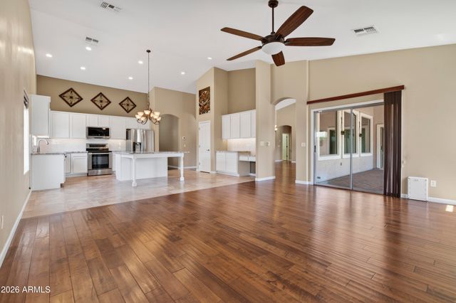 6118 N 133rd Avenue, Litchfield Park, AZ 85340