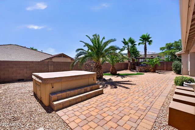6118 N 133rd Avenue, Litchfield Park, AZ 85340
