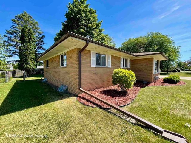 3192 Luther Road, Saginaw Twp, MI 48603