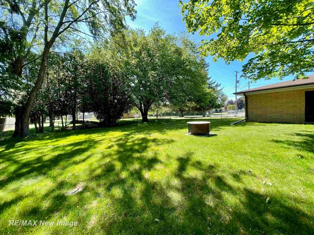 3192 Luther Road, Saginaw Twp, MI 48603